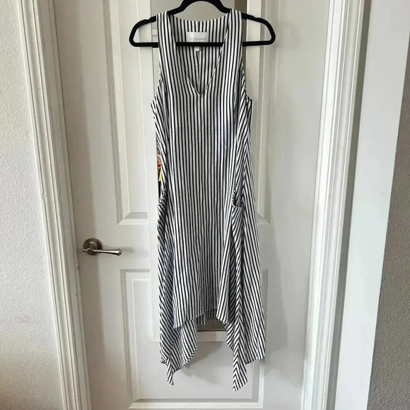 929 Viktoria & Woods Striped Midi Dress Size 0 Color Blue White - Picture 2 of 6